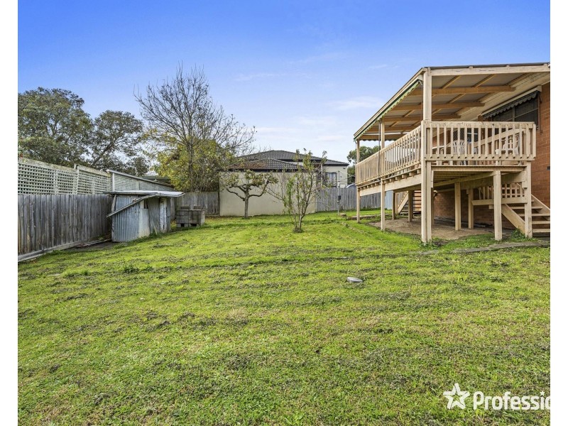 61 Manchester Road, Mooroolbark VIC 3138