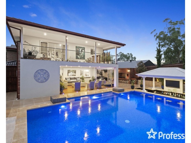 11 Whernside Court, Mooroolbark VIC 3138