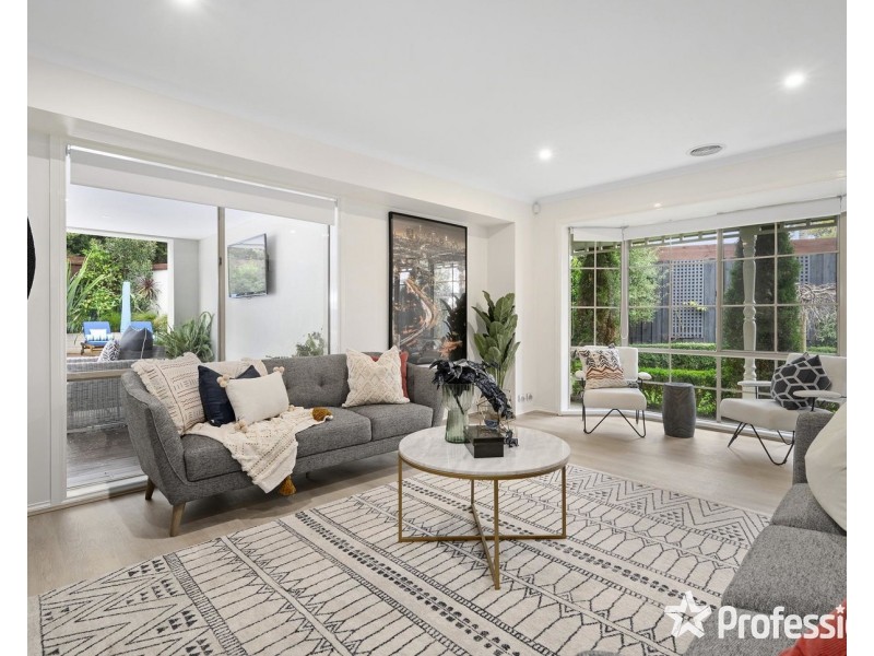 11 Whernside Court, Mooroolbark VIC 3138