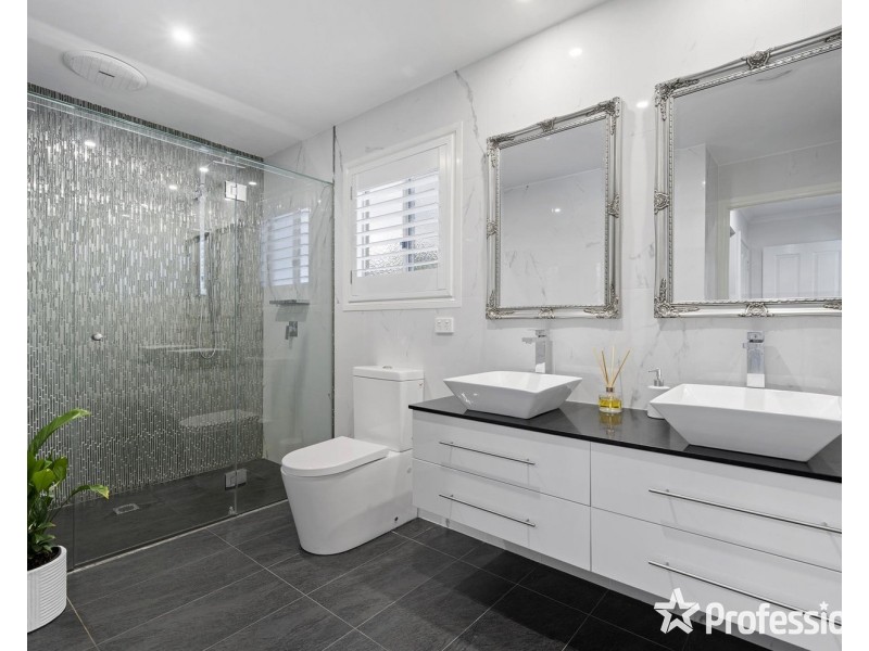 11 Whernside Court, Mooroolbark VIC 3138