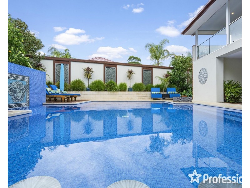 11 Whernside Court, Mooroolbark VIC 3138