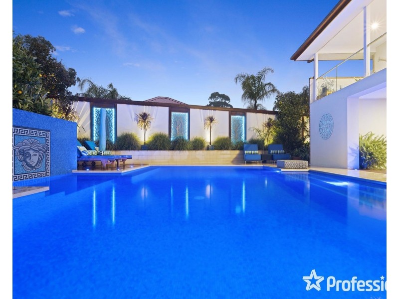 11 Whernside Court, Mooroolbark VIC 3138