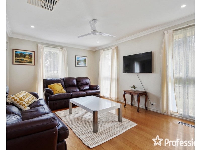 29 Mirang Avenue, Croydon VIC 3136