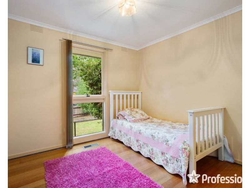 29 Mirang Avenue, Croydon VIC 3136