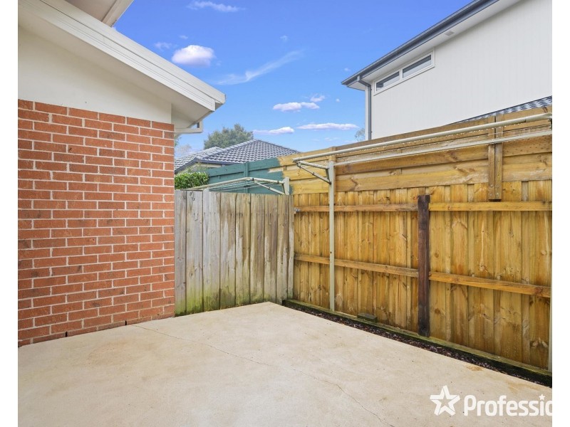 12/5 Pleasant Street, Kilsyth VIC 3137