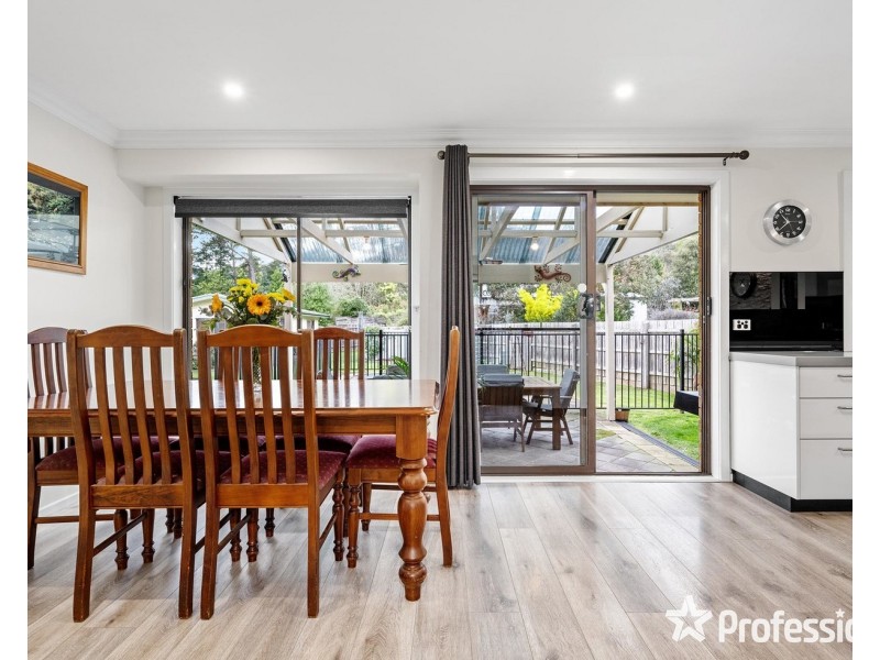 2 Swansea Road, Montrose VIC 3765