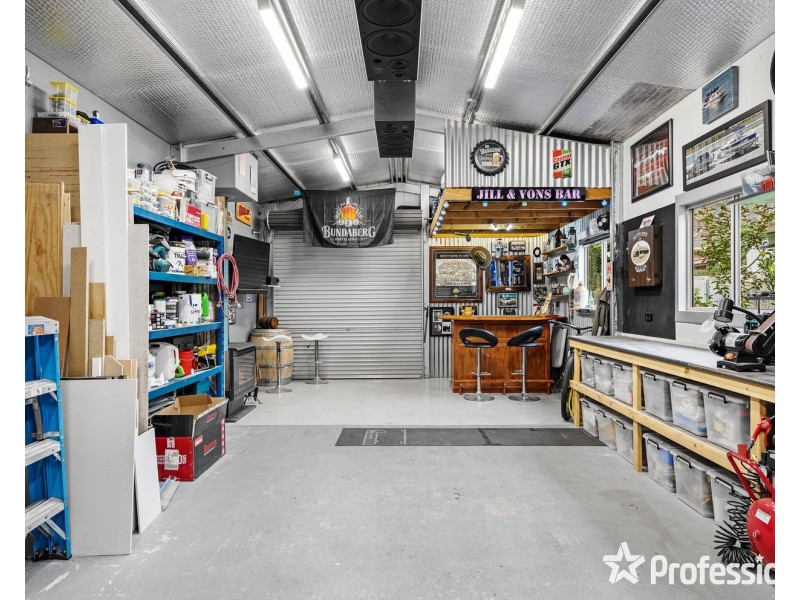 2 Swansea Road, Montrose VIC 3765