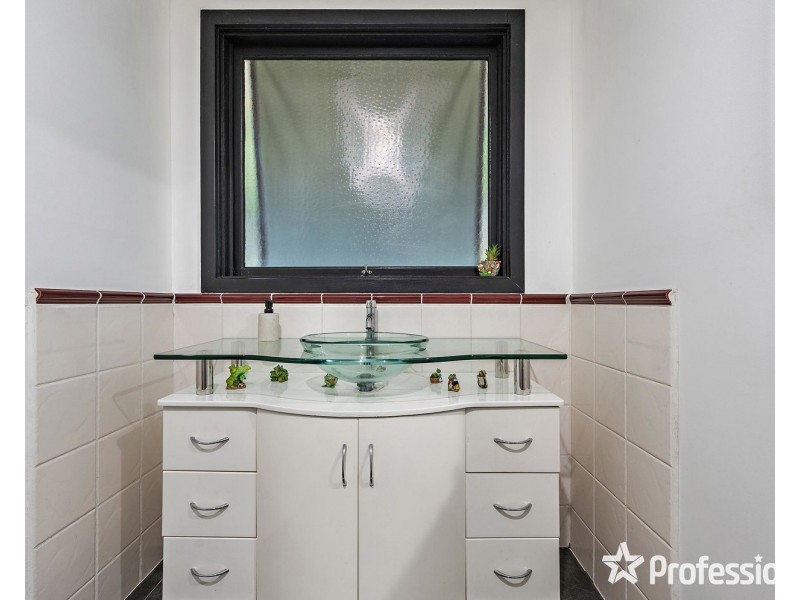 6 Valley Ho, Chirnside Park VIC 3116