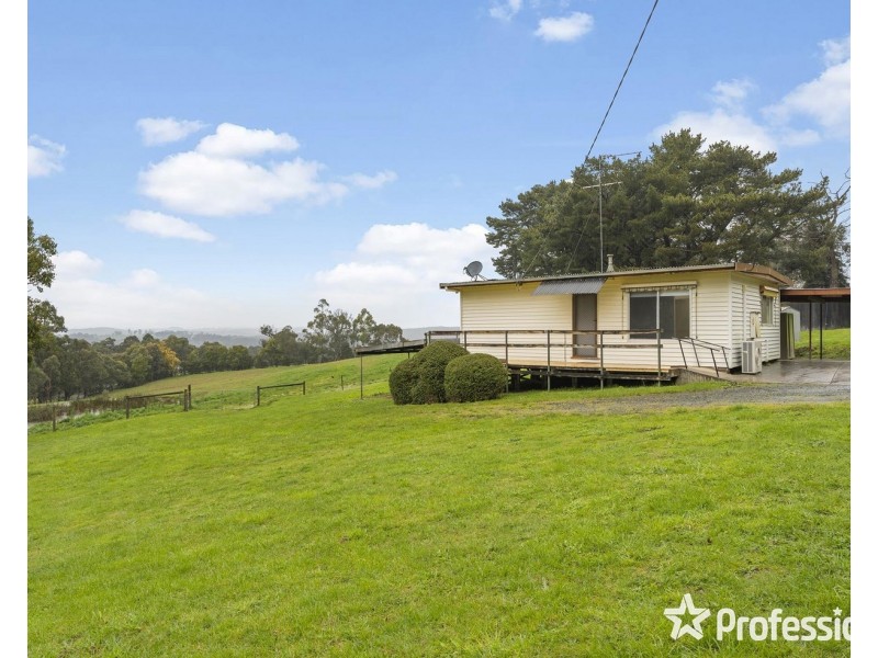 36 Beveridge Road, Silvan VIC 3795