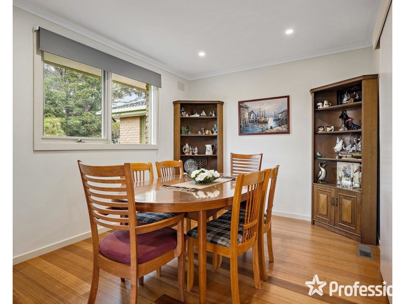 27 Chirnside Drive, Chirnside Park VIC 3116