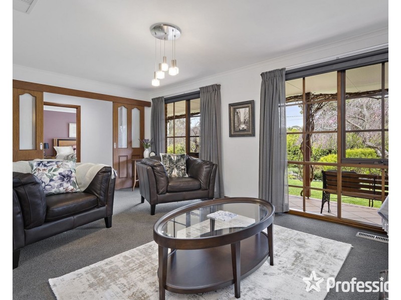 32 Country Club Drive, Chirnside Park VIC 3116