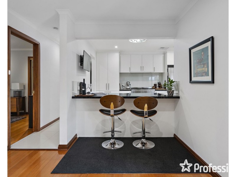 32 Country Club Drive, Chirnside Park VIC 3116