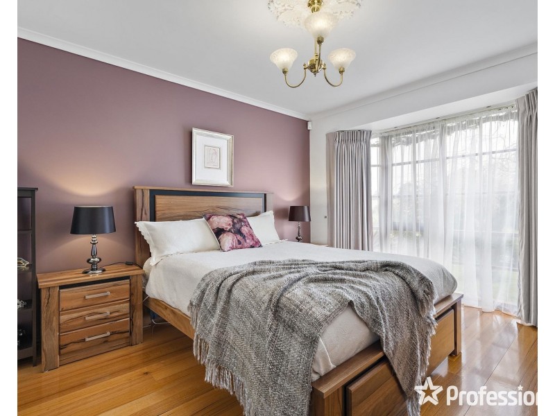 32 Country Club Drive, Chirnside Park VIC 3116