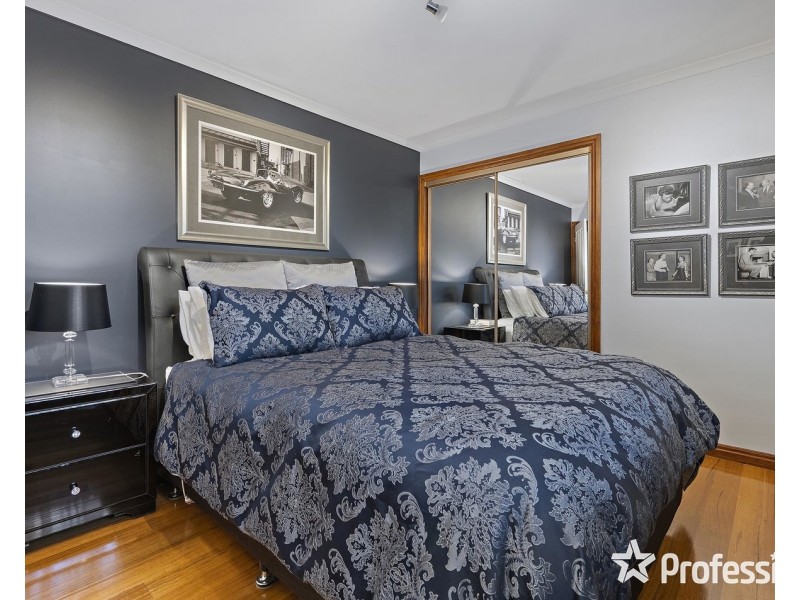 32 Country Club Drive, Chirnside Park VIC 3116