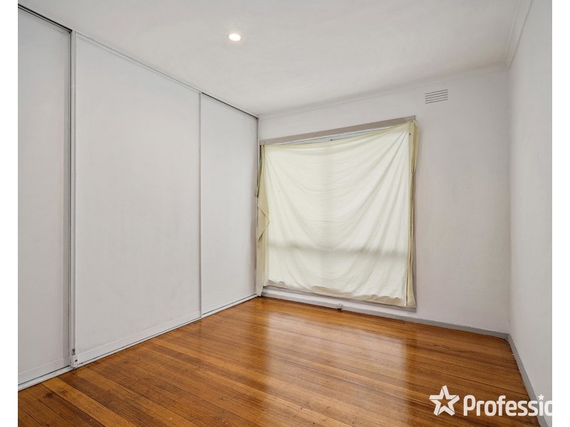 9 Coolabah Street, Mooroolbark VIC 3138