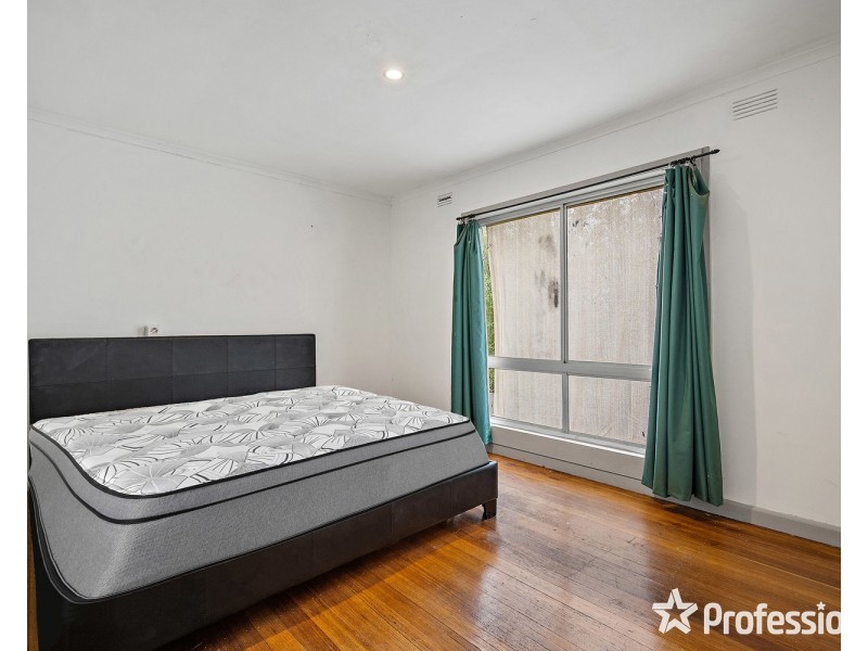 9 Coolabah Street, Mooroolbark VIC 3138