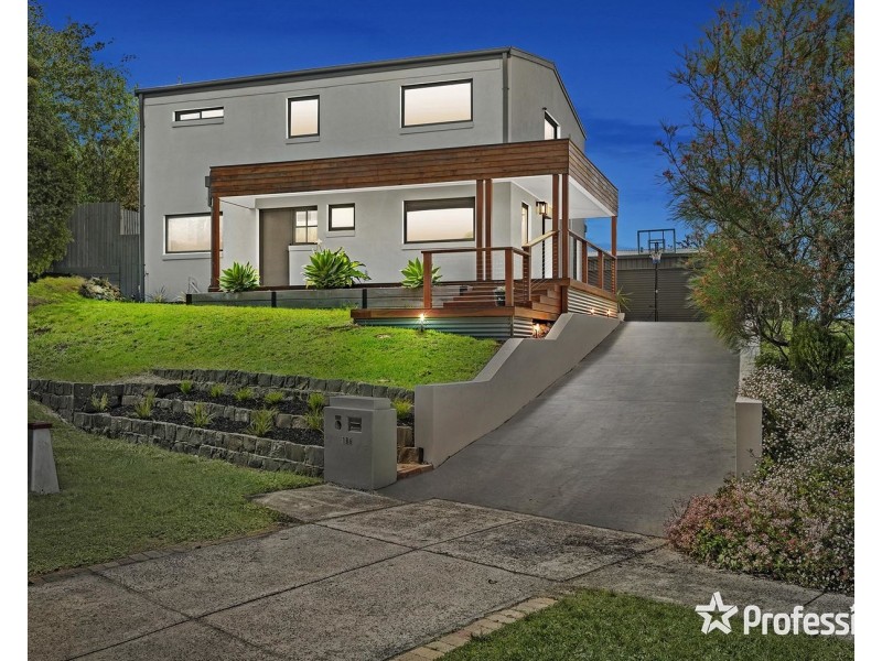 186 Hayrick Lane, Mooroolbark VIC 3138