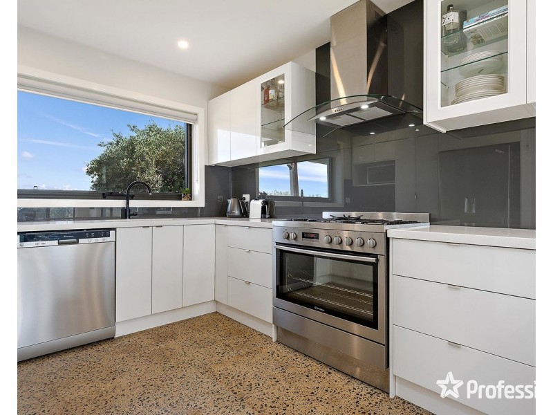186 Hayrick Lane, Mooroolbark VIC 3138