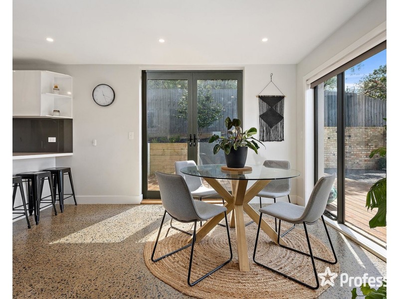 186 Hayrick Lane, Mooroolbark VIC 3138