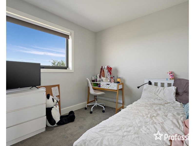 186 Hayrick Lane, Mooroolbark VIC 3138