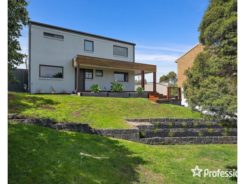 186 Hayrick Lane, Mooroolbark VIC 3138