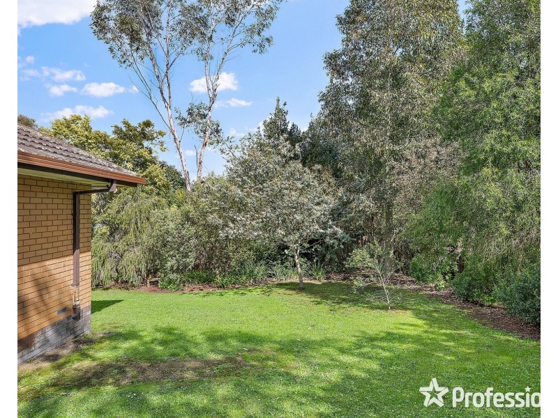 5 Williams Road, Mooroolbark VIC 3138