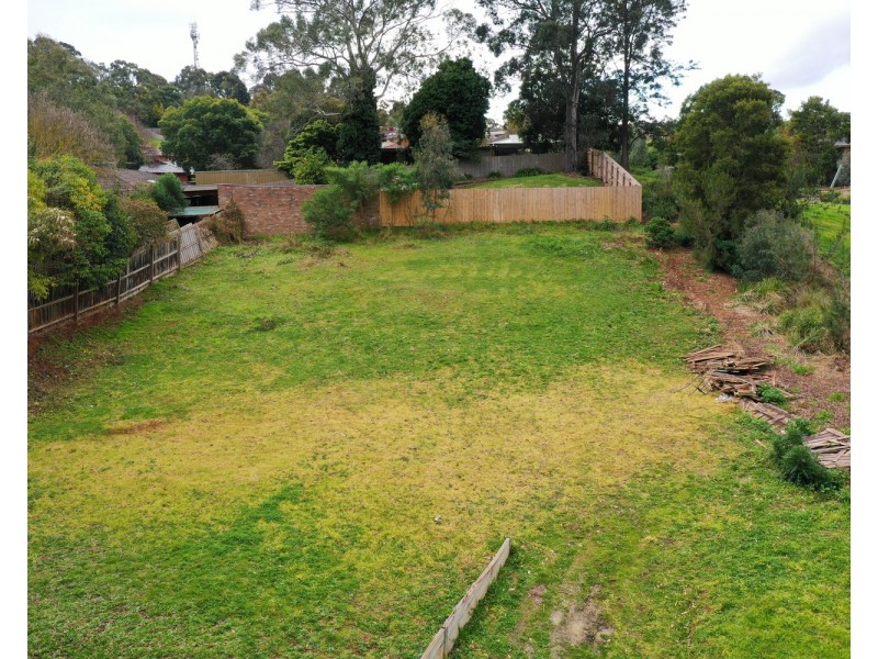 43 Churchill Drive, Mooroolbark VIC 3138