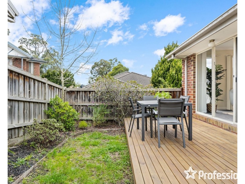 8/4 Palm Grove, Kilsyth VIC 3137