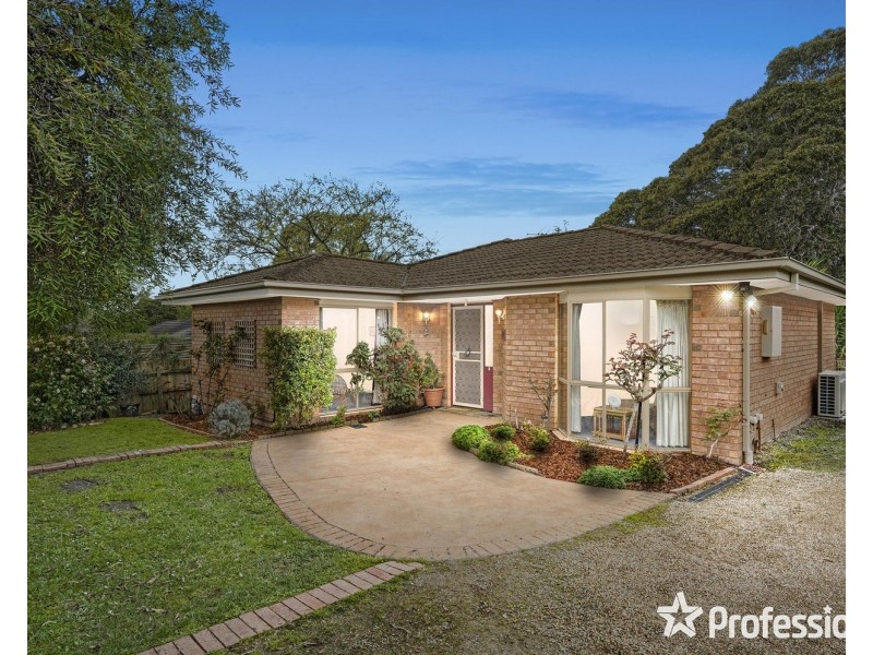 10 Idinia Street, Kilsyth VIC 3137