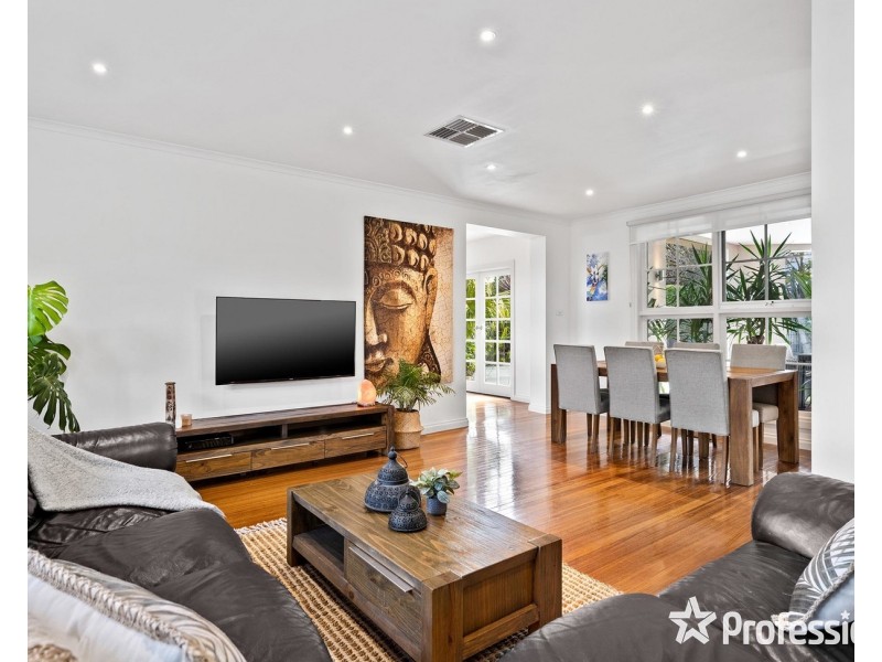 55 Parkvalley Drive, Chirnside Park VIC 3116