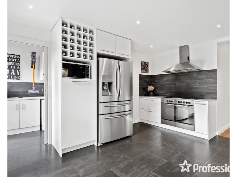 55 Parkvalley Drive, Chirnside Park VIC 3116