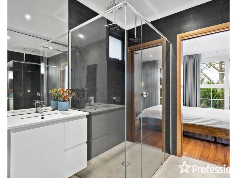 55 Parkvalley Drive, Chirnside Park VIC 3116