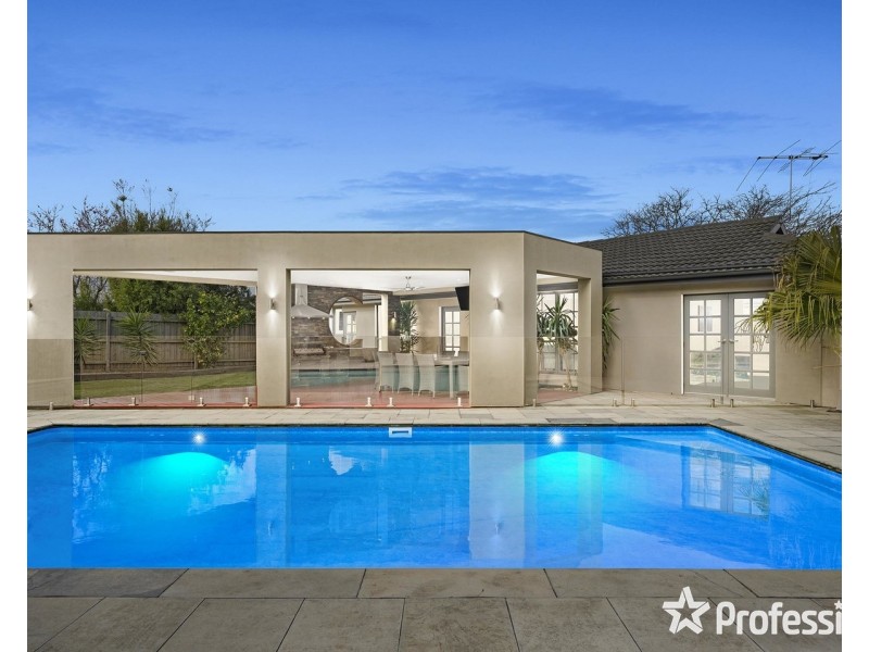 55 Parkvalley Drive, Chirnside Park VIC 3116