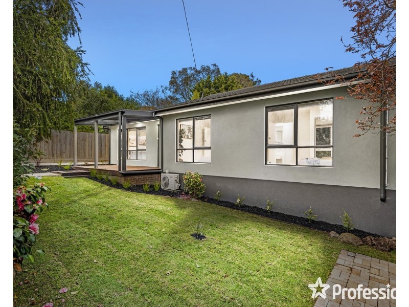 1/17 Coolabah Street, Mooroolbark VIC 3138