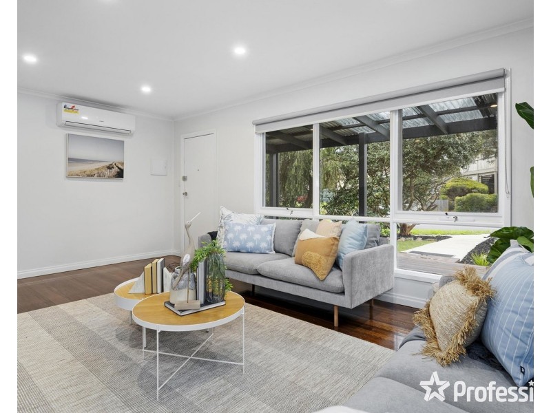 1/17 Coolabah Street, Mooroolbark VIC 3138
