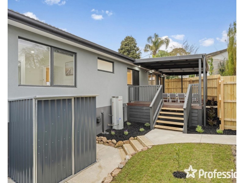 1/17 Coolabah Street, Mooroolbark VIC 3138