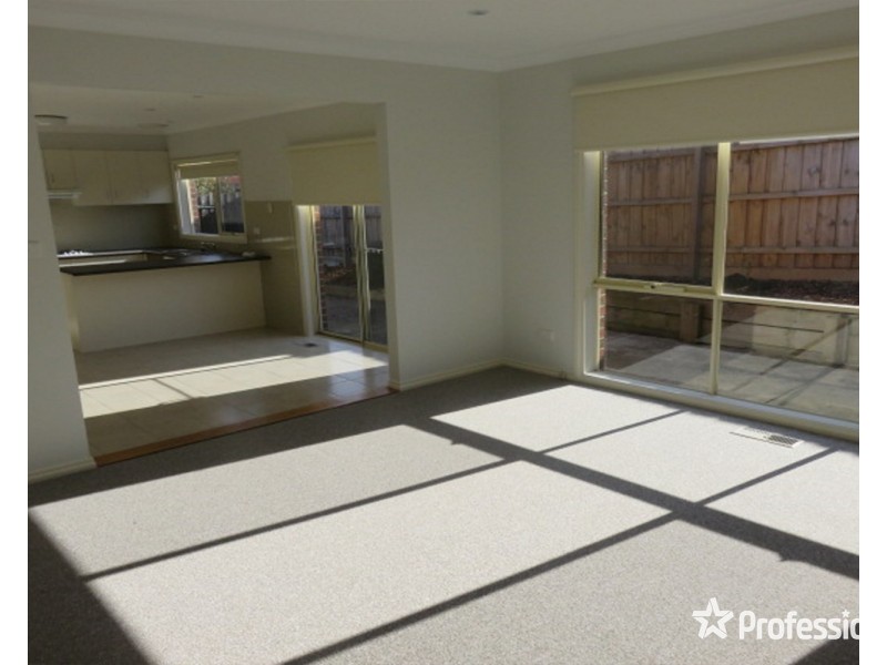 7a Aintree Street, Mooroolbark VIC 3138
