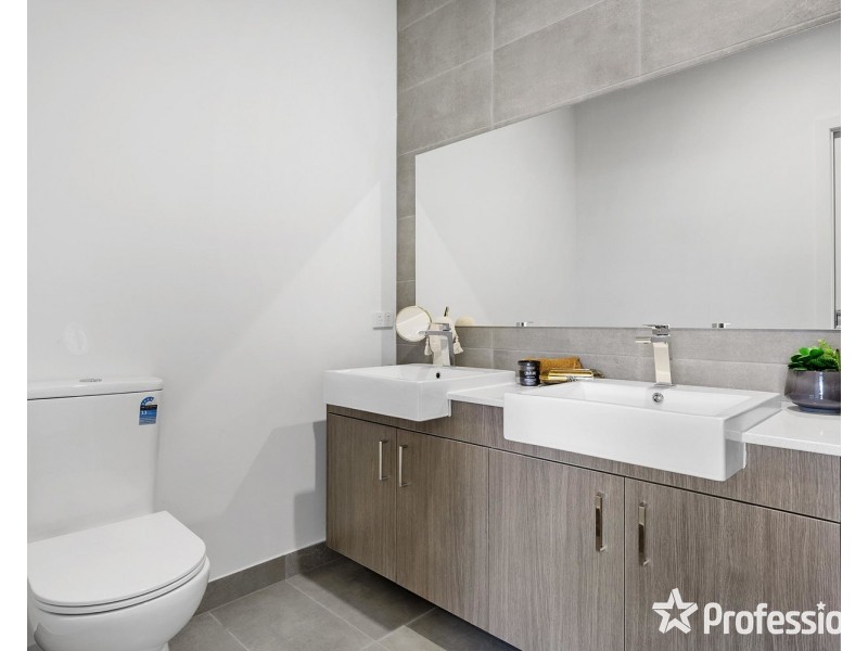 130a Carronvale Road, Mooroolbark VIC 3138