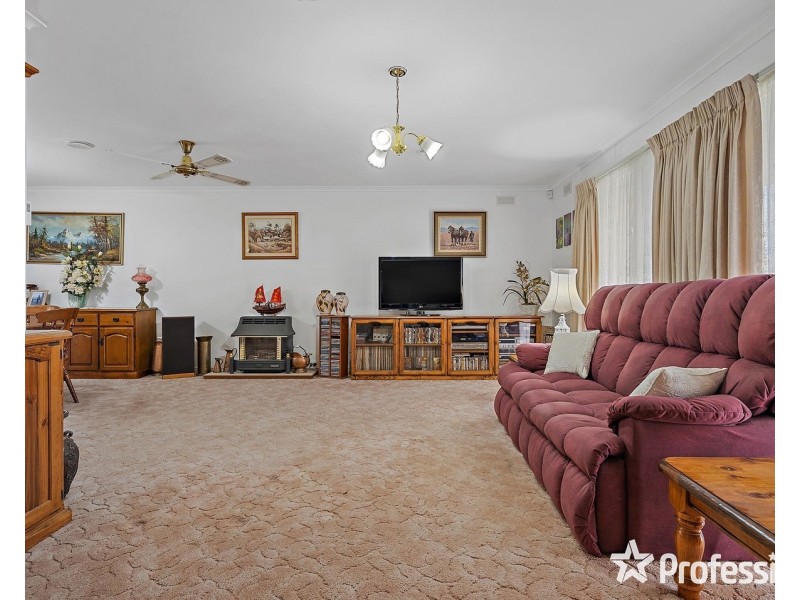 5 Gear Avenue, Mount Evelyn VIC 3796