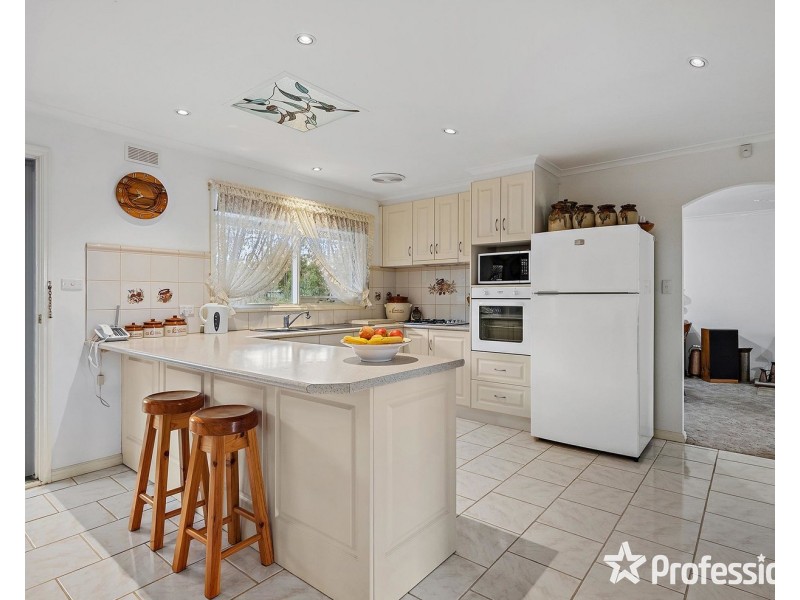 5 Gear Avenue, Mount Evelyn VIC 3796