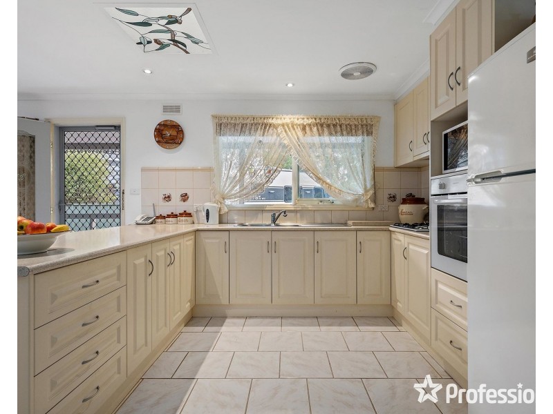 5 Gear Avenue, Mount Evelyn VIC 3796