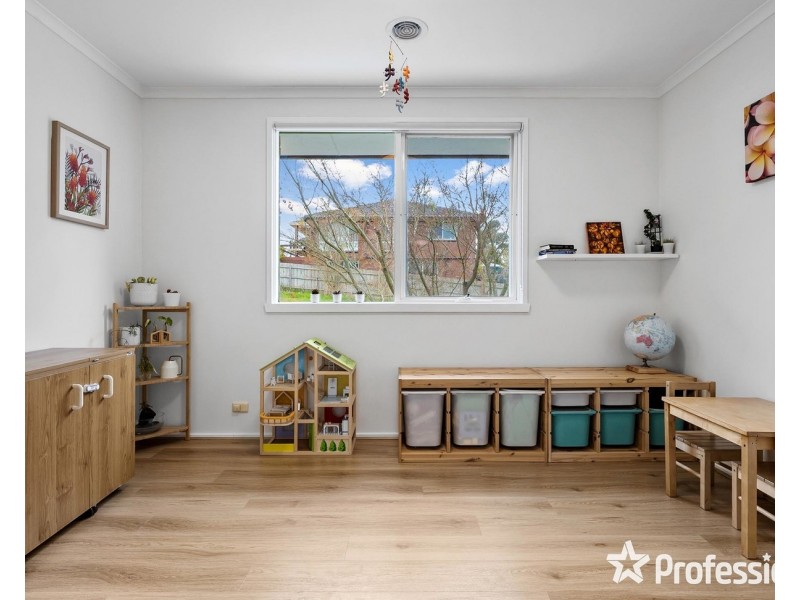 4 Crown Point, Chirnside Park VIC 3116