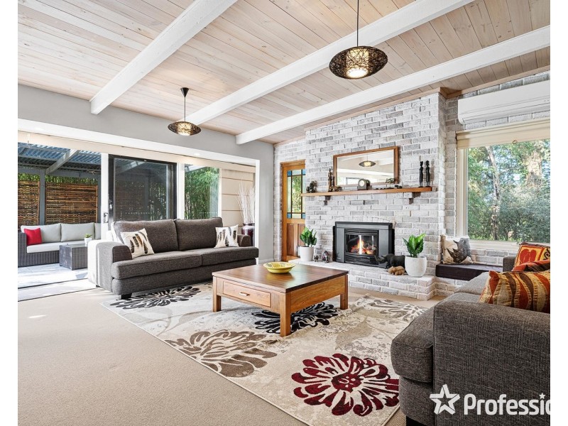 10 Thomas Crescent, Lilydale VIC 3140