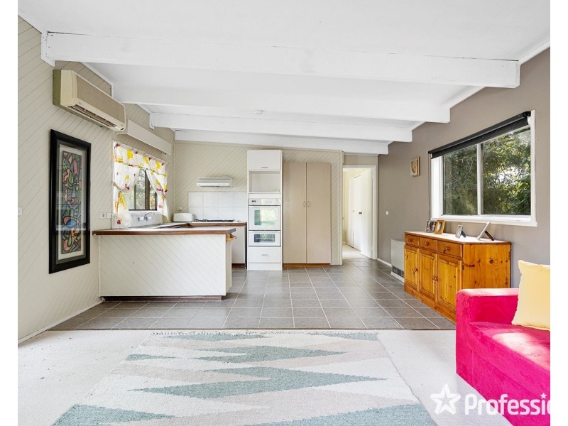 10 Thomas Crescent, Lilydale VIC 3140
