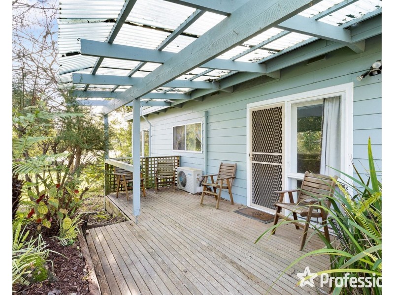 10 Thomas Crescent, Lilydale VIC 3140
