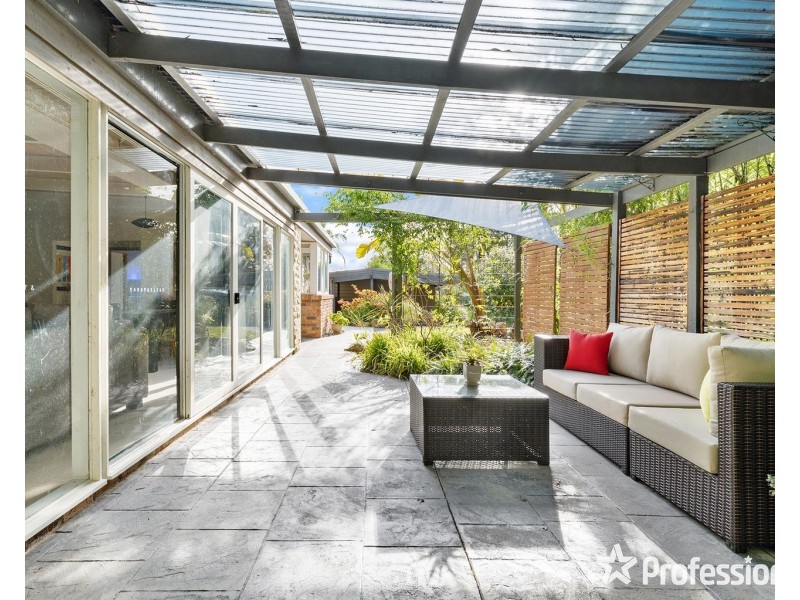 10 Thomas Crescent, Lilydale VIC 3140