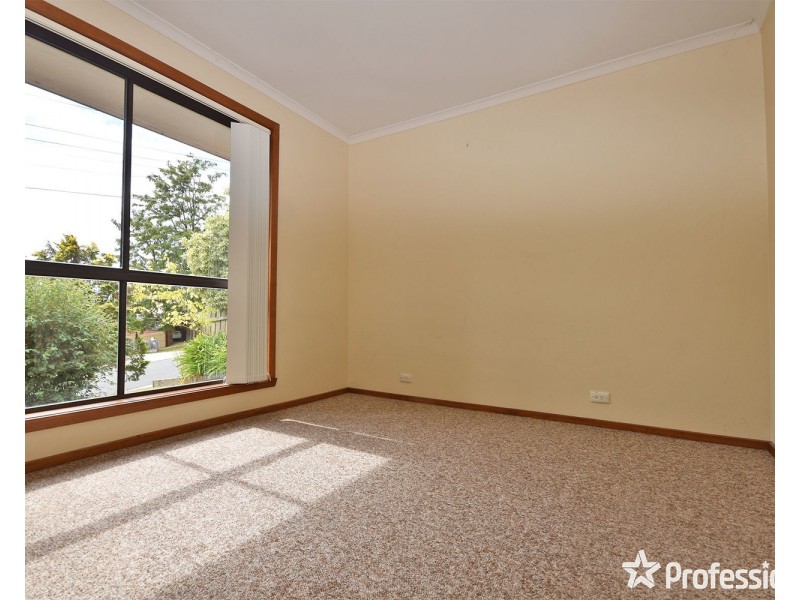 1/33 Felix Grove, Mooroolbark VIC 3138