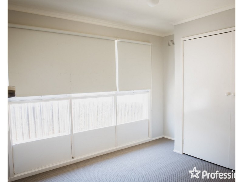 15 Sheldon Avenue, Mooroolbark VIC 3138