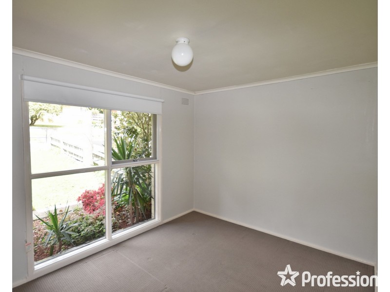 15 Sheldon Avenue, Mooroolbark VIC 3138