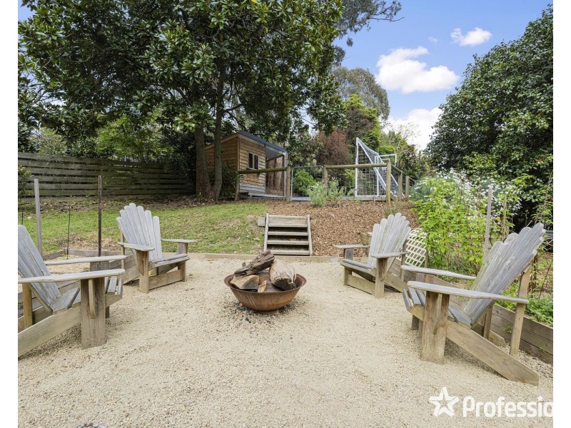 100 Birmingham Road, Mount Evelyn VIC 3796